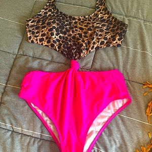 Cheetah 🐆 and Hot pink one piece! From “Pink Lily”
